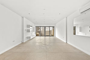 Photo 35- click for photo gallery